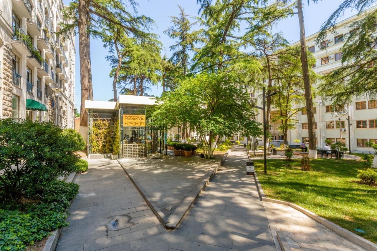 3Bd-2Bth Apartment In Tbilisi City Center Exterior foto